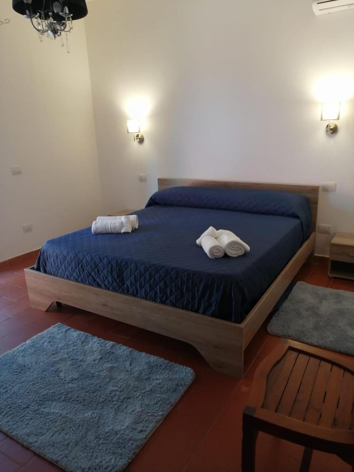 B&B Da Tizy San Teodoro  Exterior photo