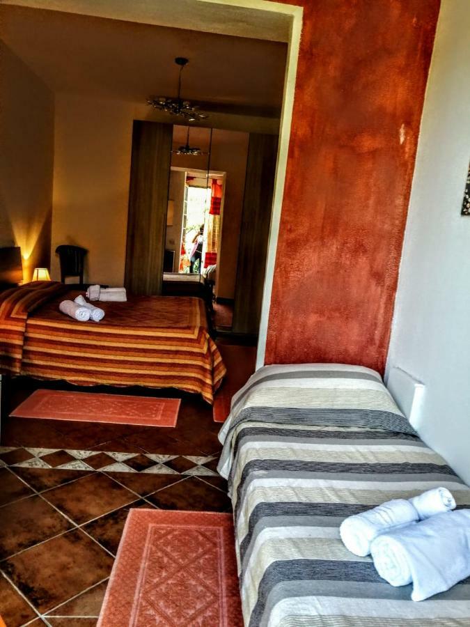 B&B Da Tizy San Teodoro  Exterior photo